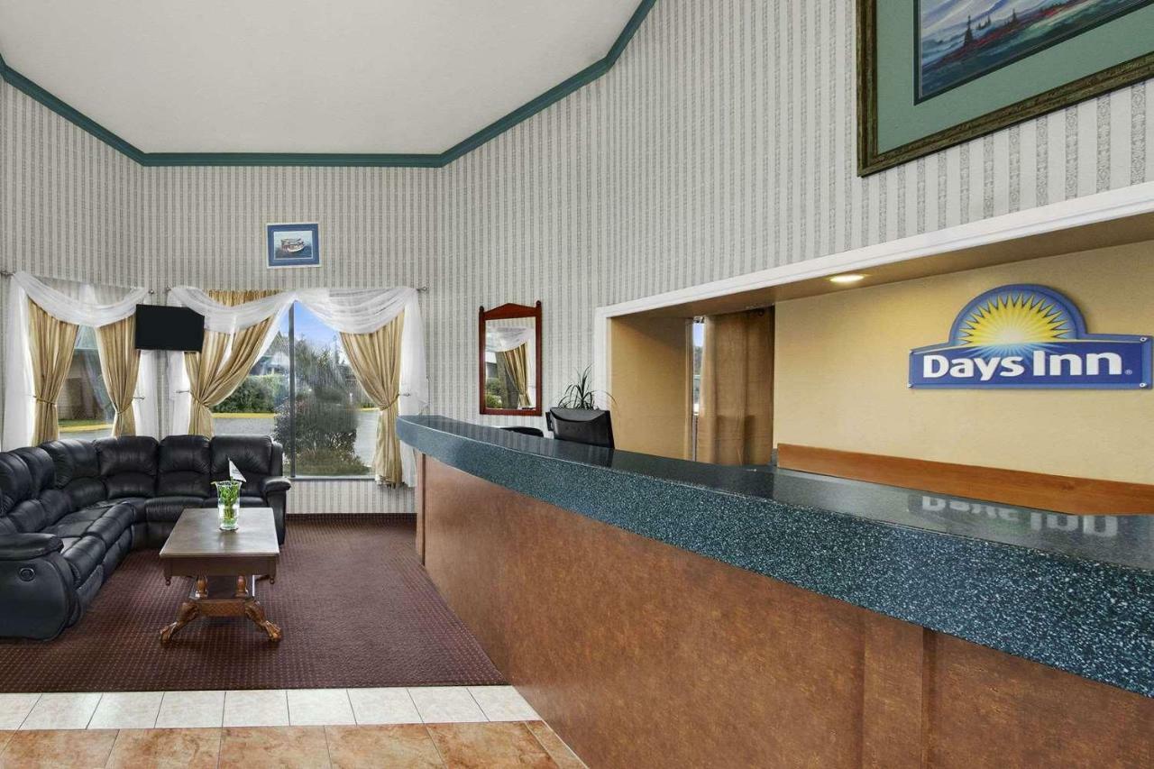 Days Inn By Wyndham Оберн Экстерьер фото